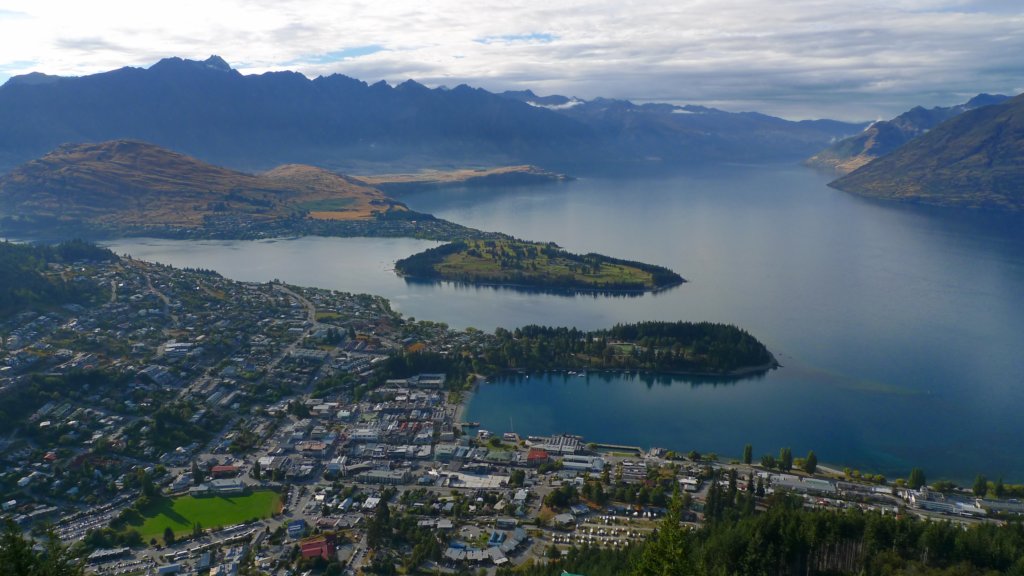 queenstown2.jpg