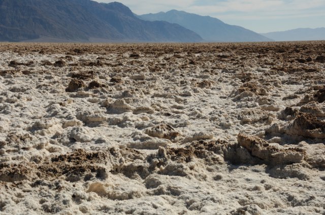 deathvalleydevilsgolfcourse.jpg